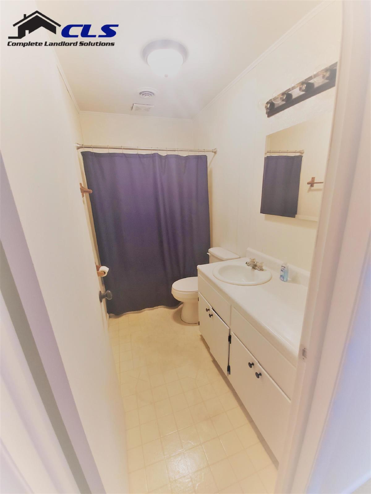 824 East Harris Street - 1 property image