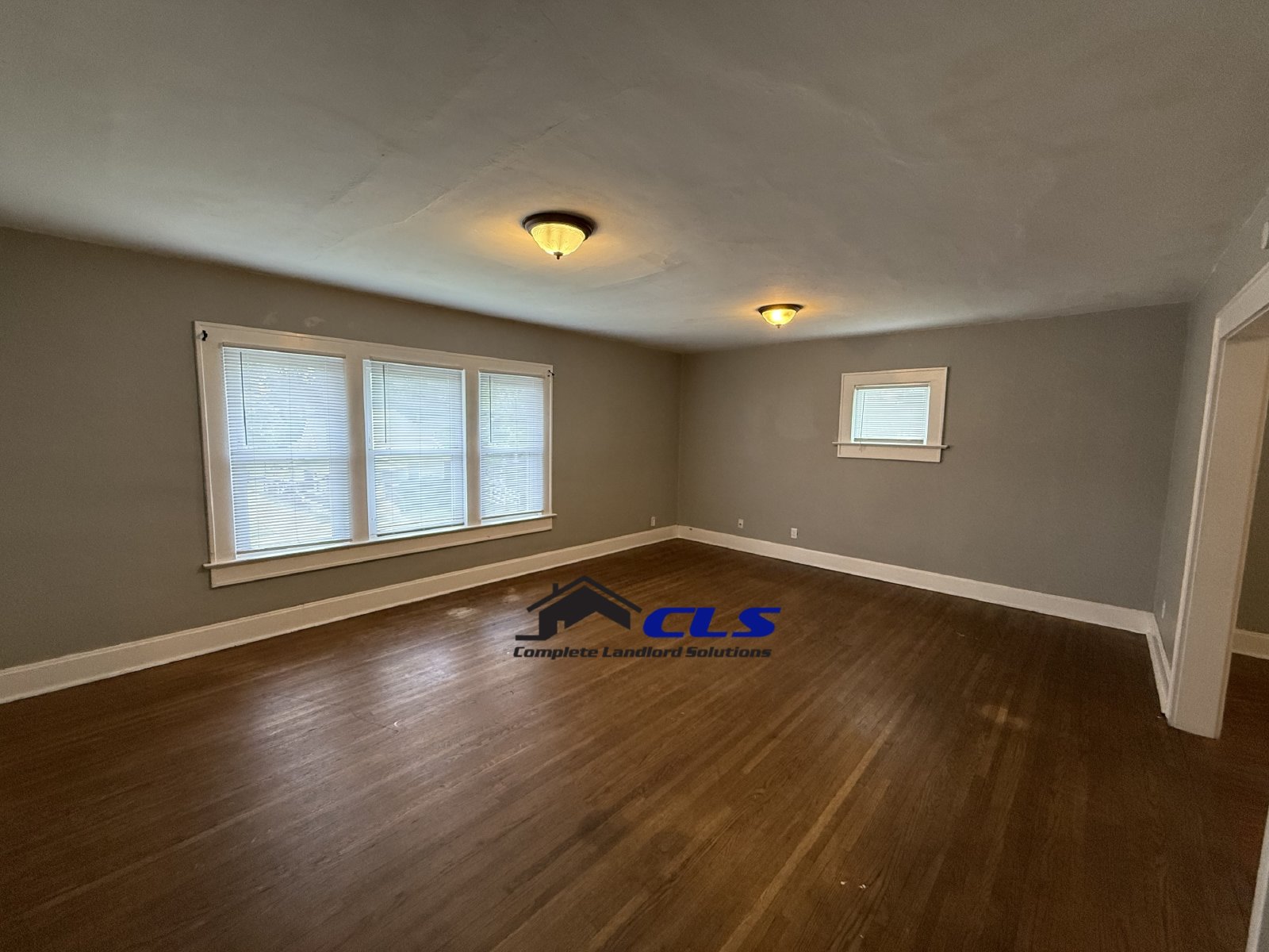 832 S 17th - 1 property image