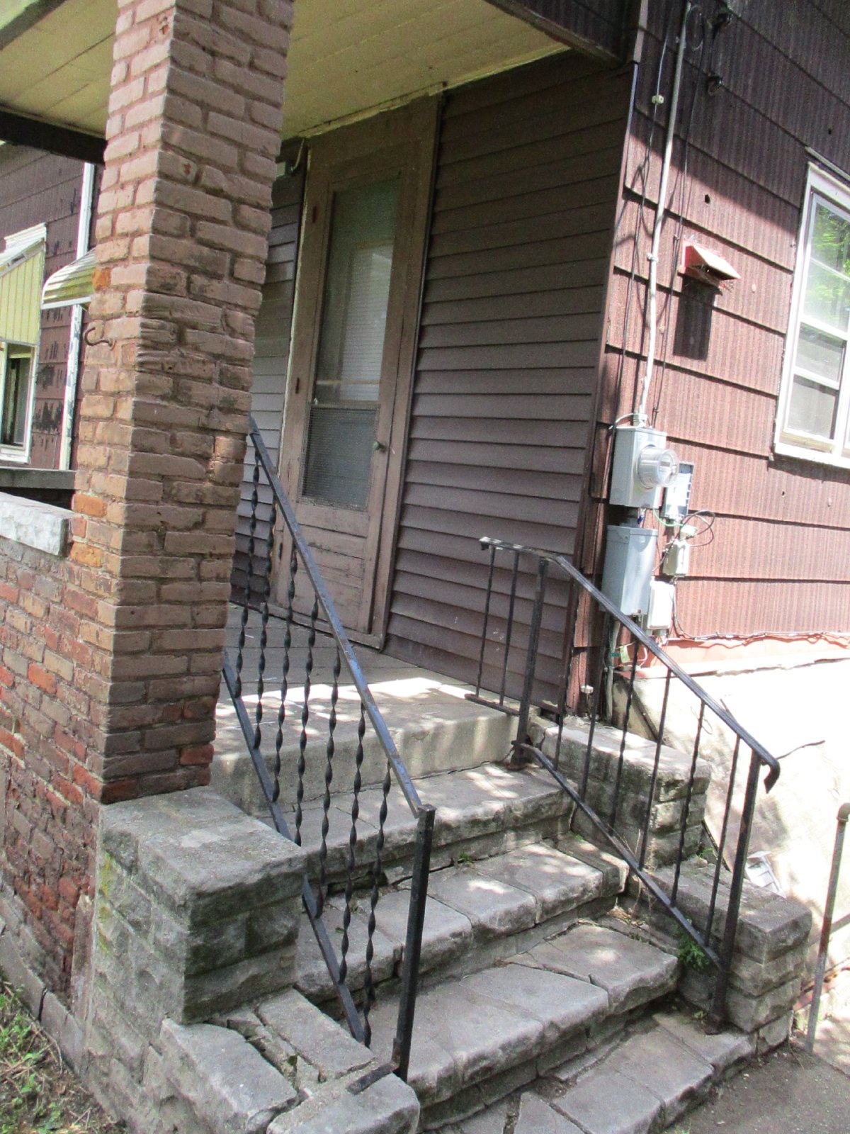 331 S 18th - 1 property image