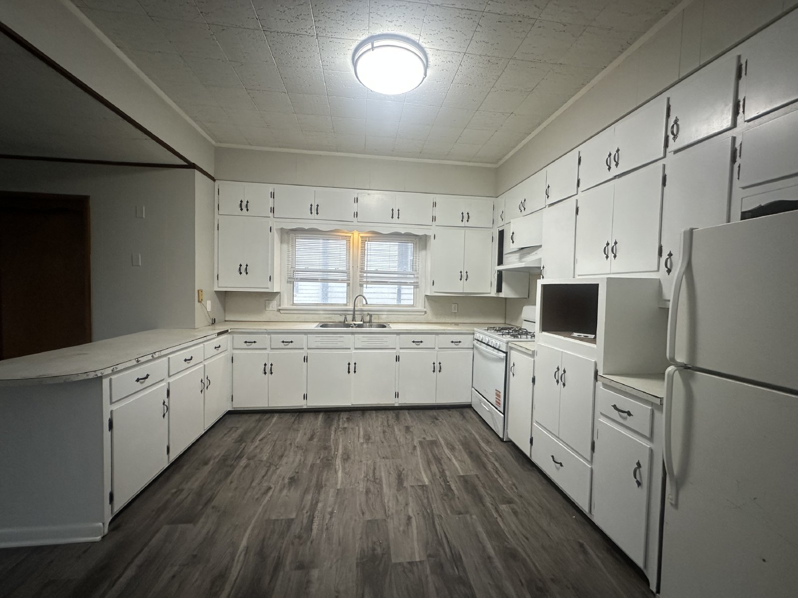 2206 N 11th - 1 property image