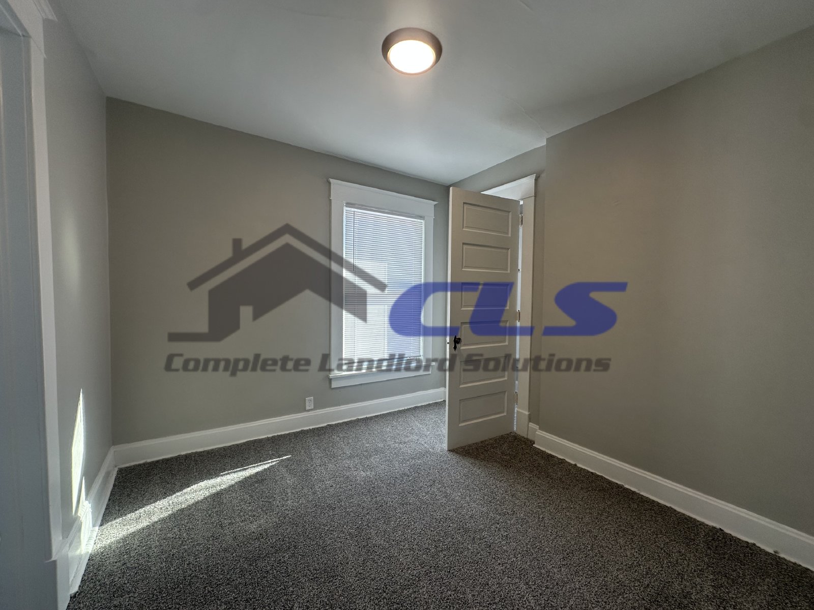 2206 N 11th - 1 property image