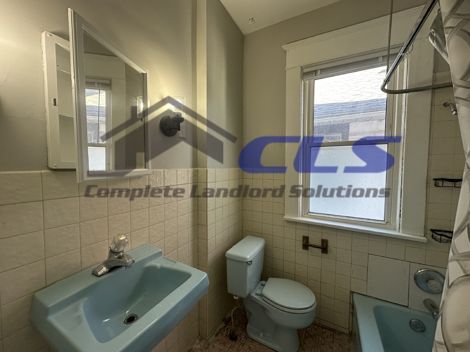 2206 N 11th - 1 property image