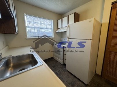 820 Poplar Street - 9 property image