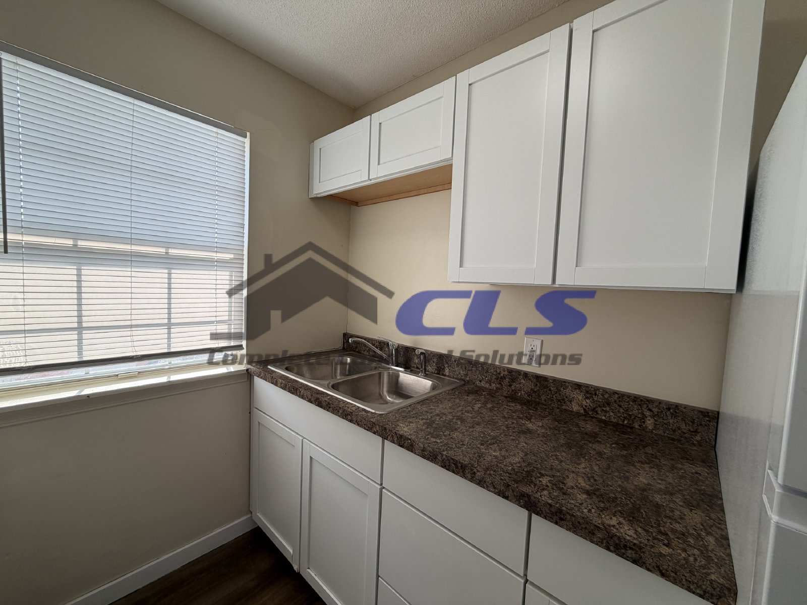 820 Poplar Street - 1 property image