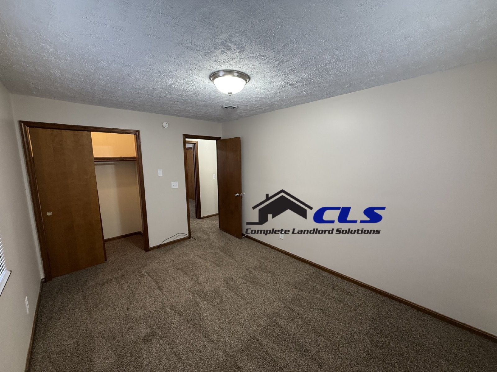 Winston Terrace Apartments LLC - 1777 E Southern Manor Dr W/G property image