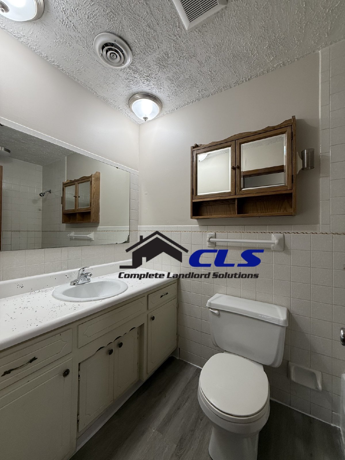 Winston Terrace Apartments LLC - 1777 E Southern Manor Dr W/G property image