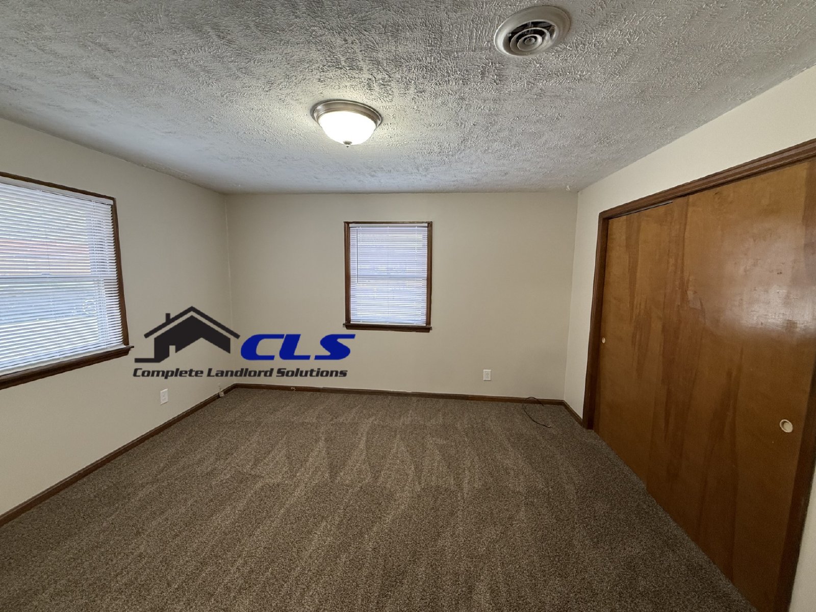 Winston Terrace Apartments LLC - 1777 E Southern Manor Dr W/G property image